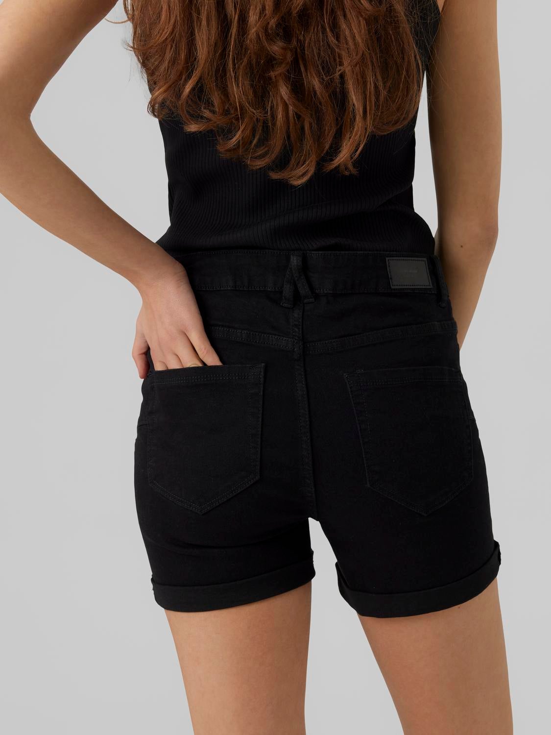 VMLUNA Shorts
