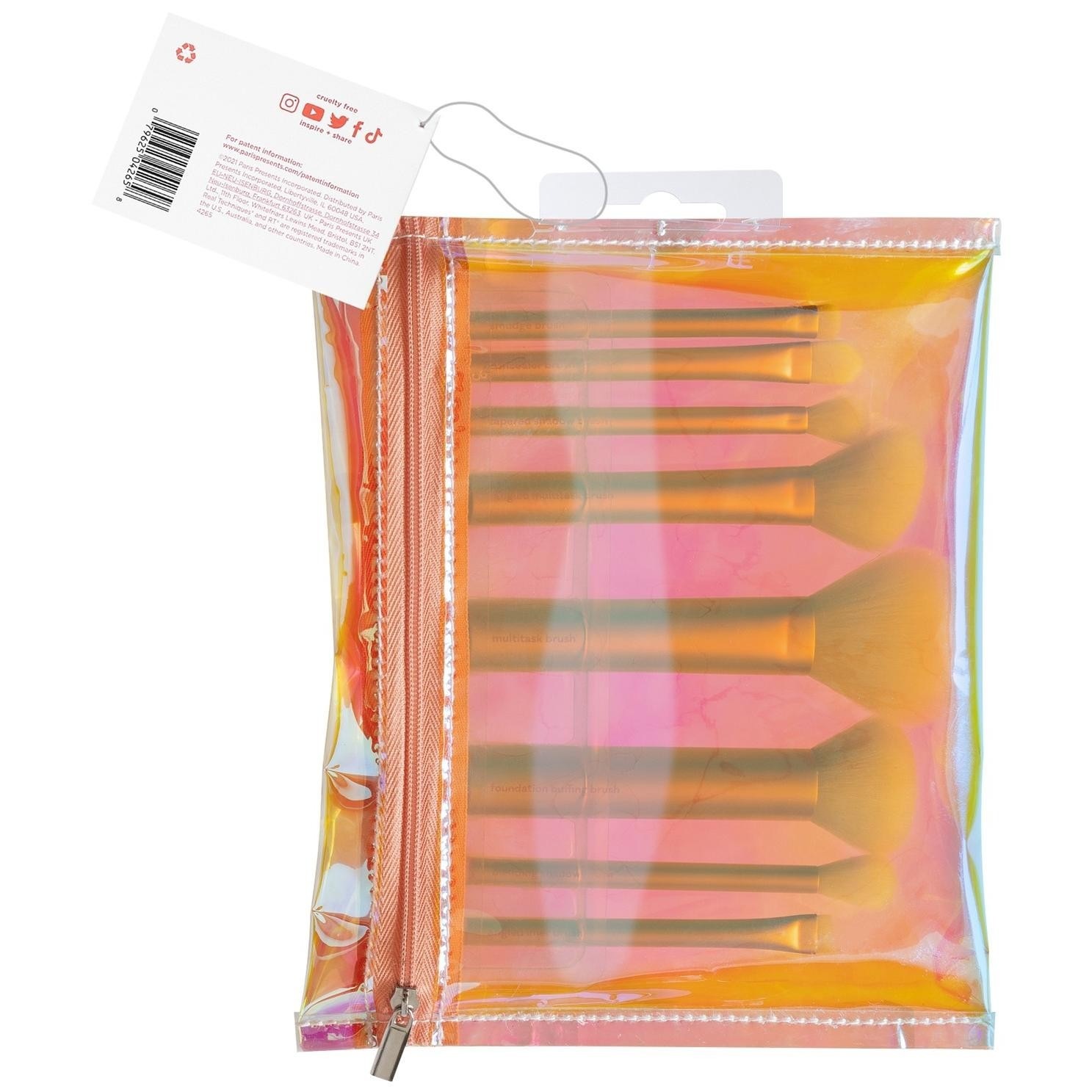 The Wanderer Travel Brush Kit
