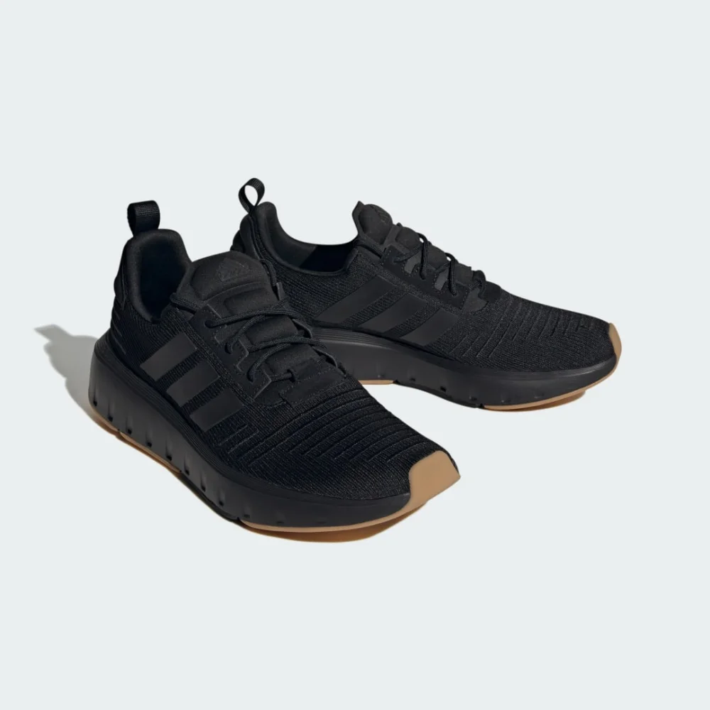 adidas Swift Run IG4704 / schwarz