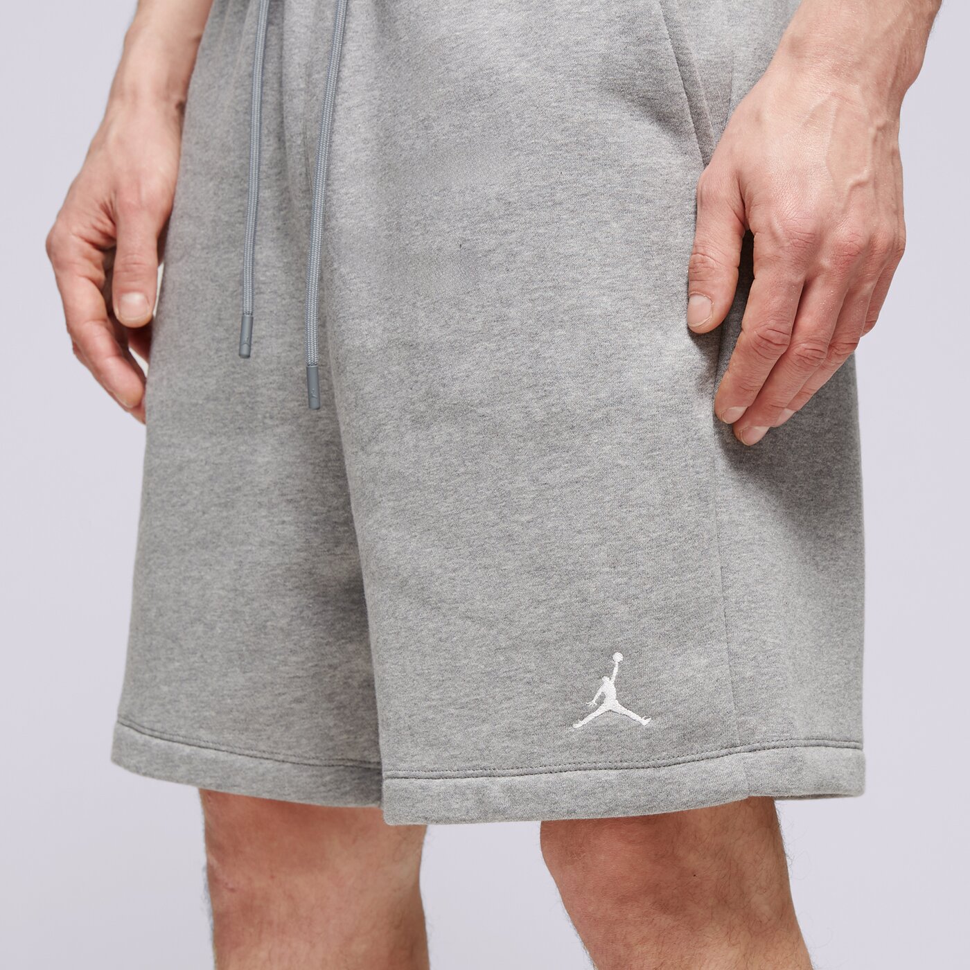 SHORTS M JORDAN ESS FLC SHORT Grau