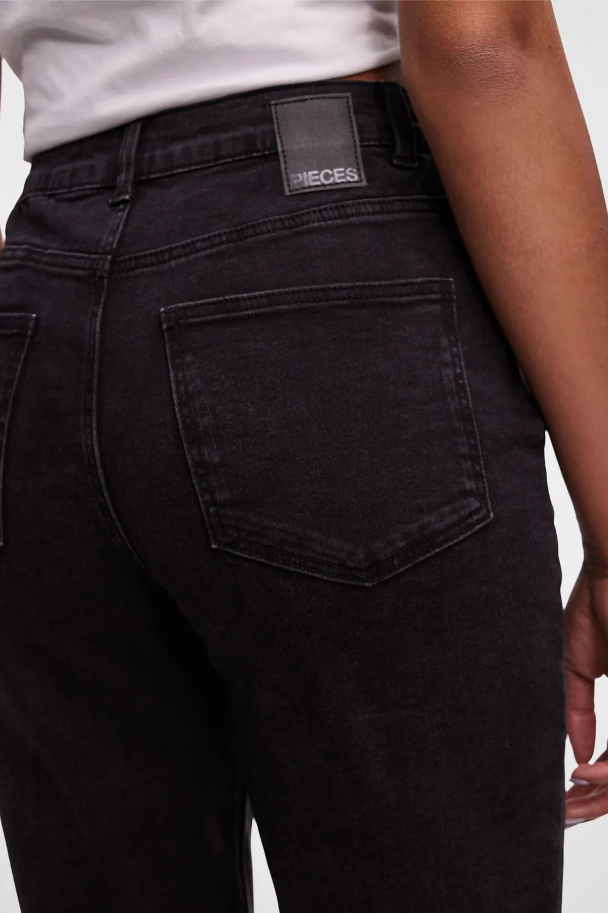 PIECES  Jeans - Schwarz - Straight