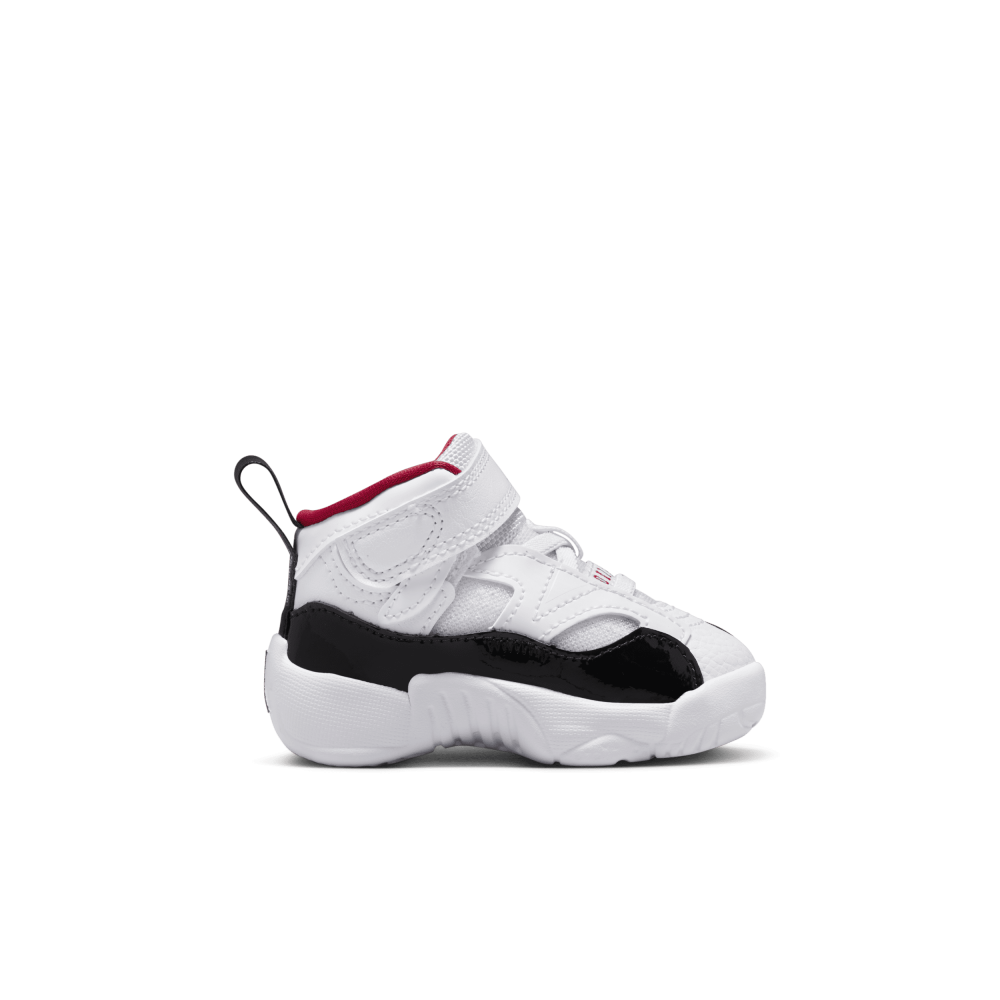 NIKE JORDAN Jumpman Two Trey DQ8433-106 / weiss