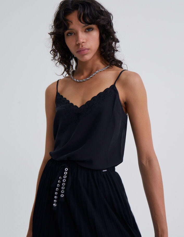 Caraco en soie coloris noir broderie tête de mort femme