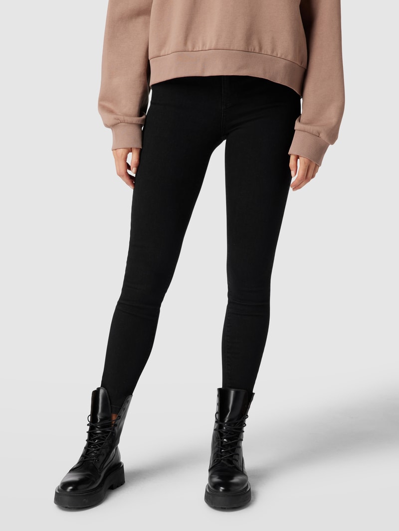 Cargohose mit Label-Detail in schwarz
