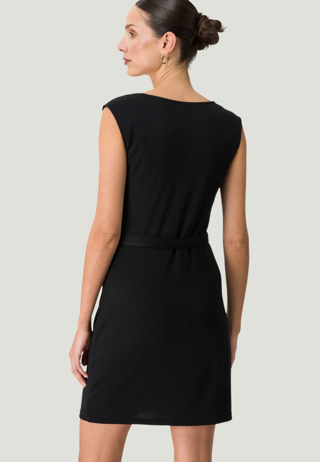 Jerseykleid mit Bindegürtel