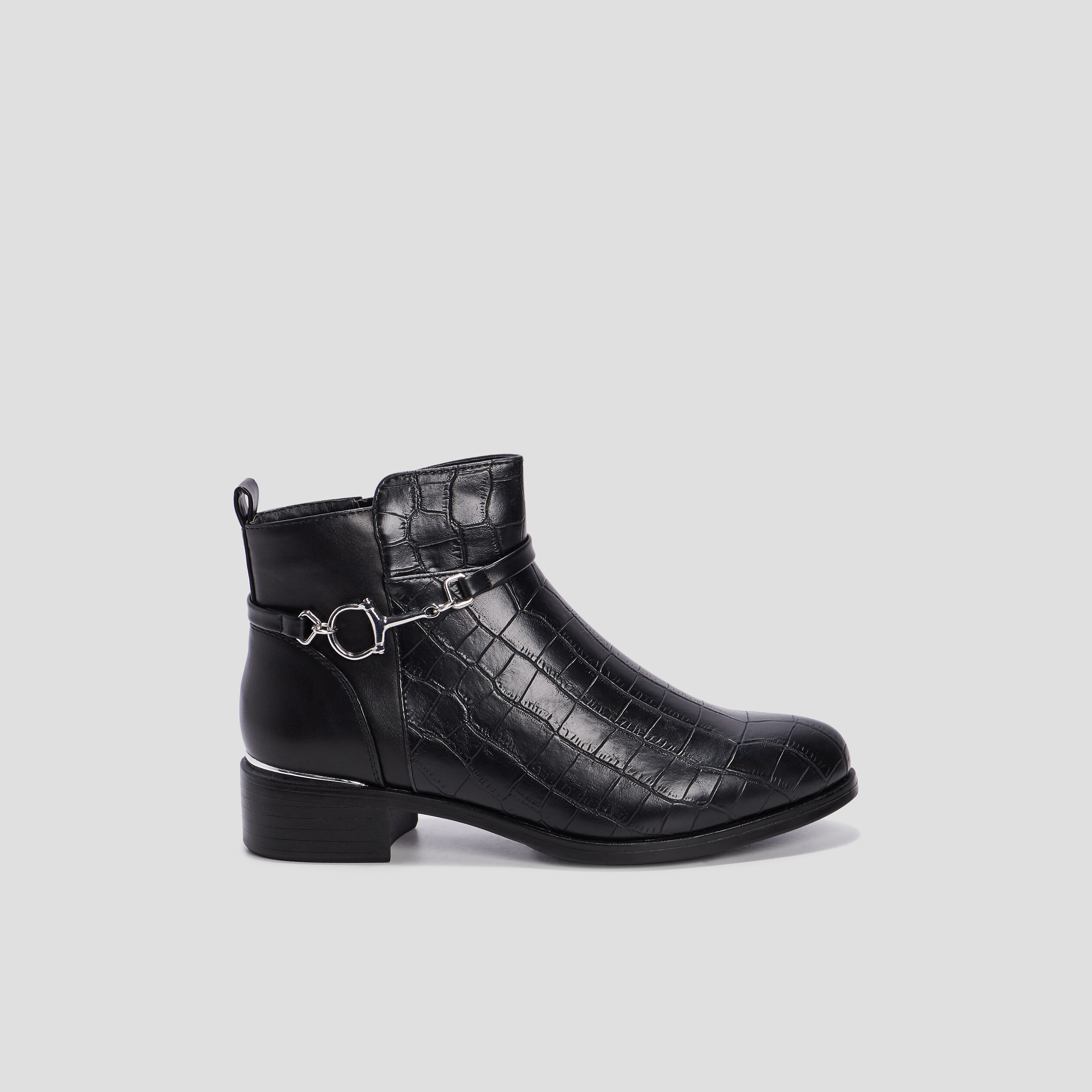 Bottines plates zippées noir femme | La Halle
