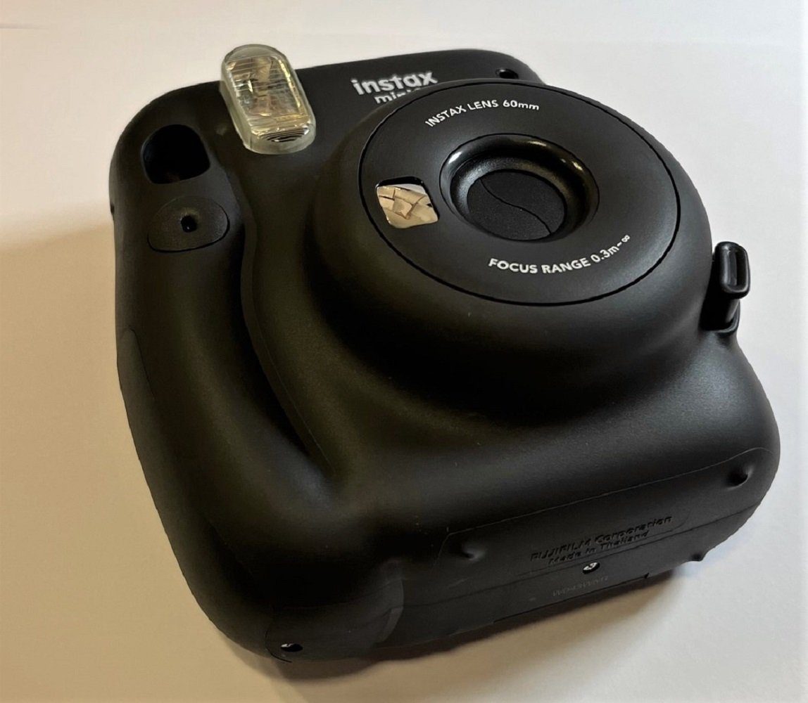 FUJIFILM Instax Mini 11 Charcoal-Gray inklusive Film mit 10 Aufnahmen Sofortbildkamera