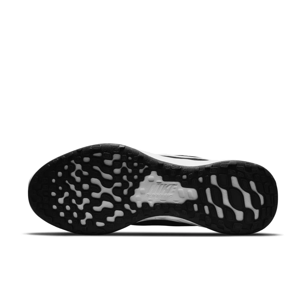 Nike Revolution 6 Next Nature dc3728-003 / schwarz