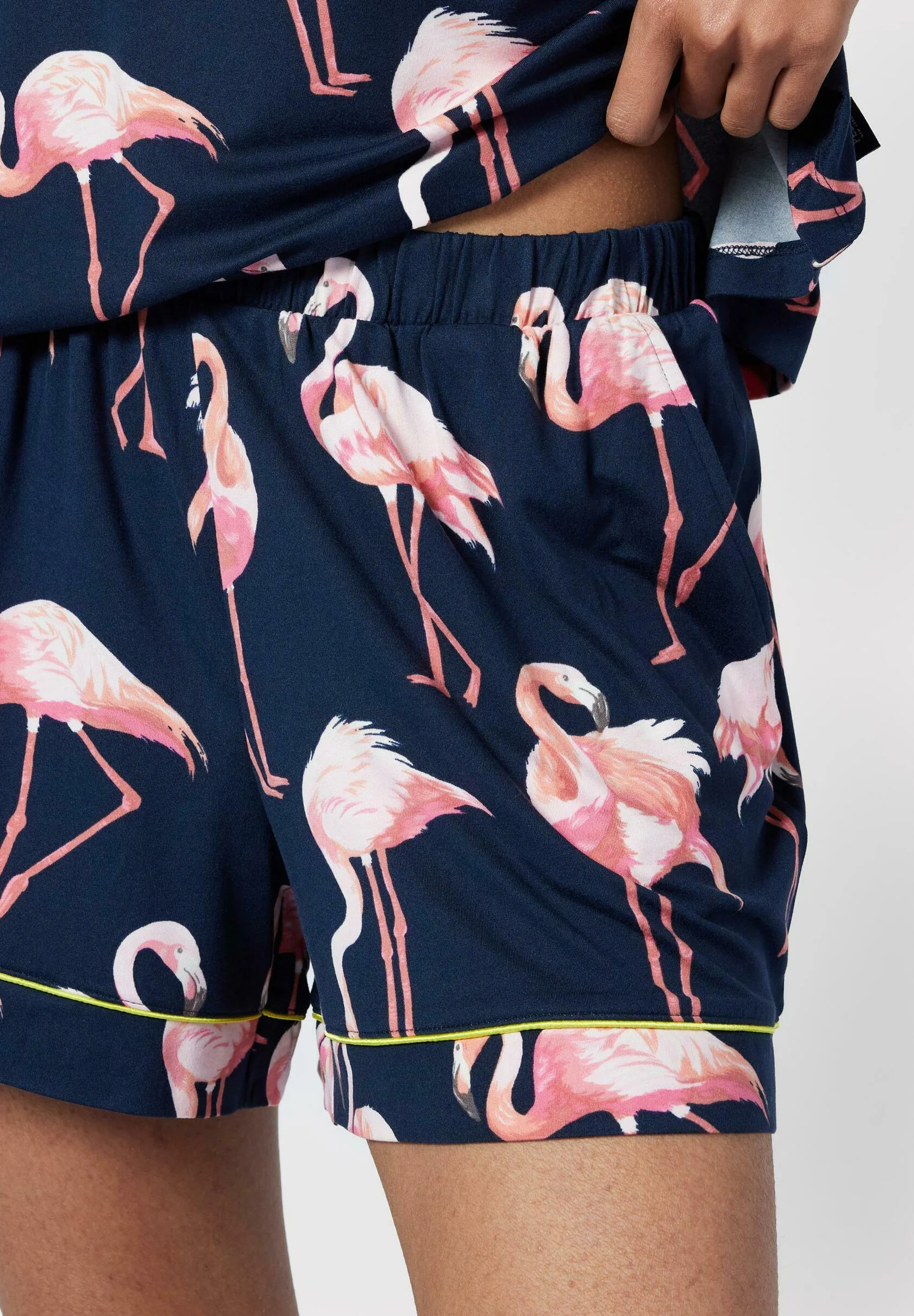 Chelsea Peers - Pijama corto con estampado de flamencos
