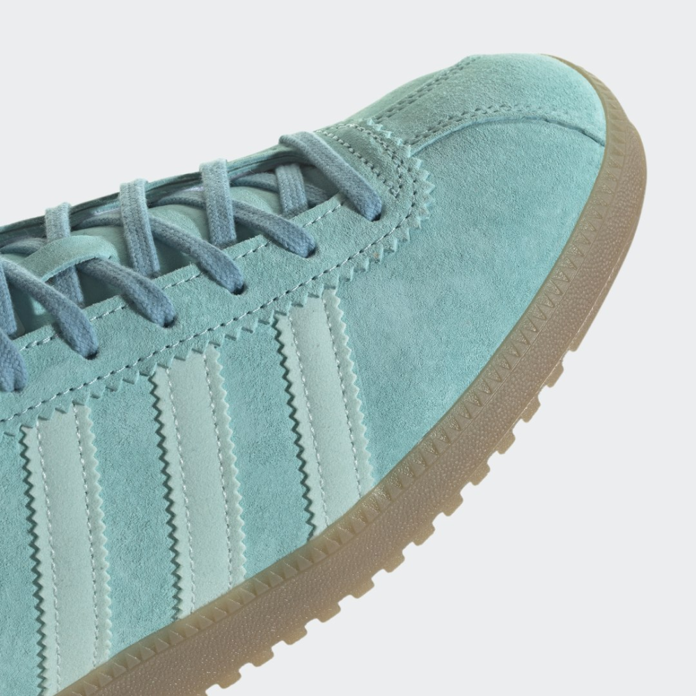 adidas Bermuda GY7387 / grün