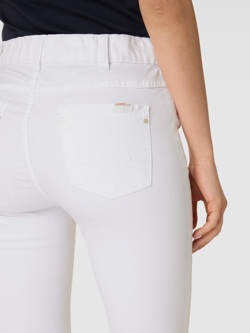 Jeans im 5-Pocket-Design Modell 'CARLA' in weiß