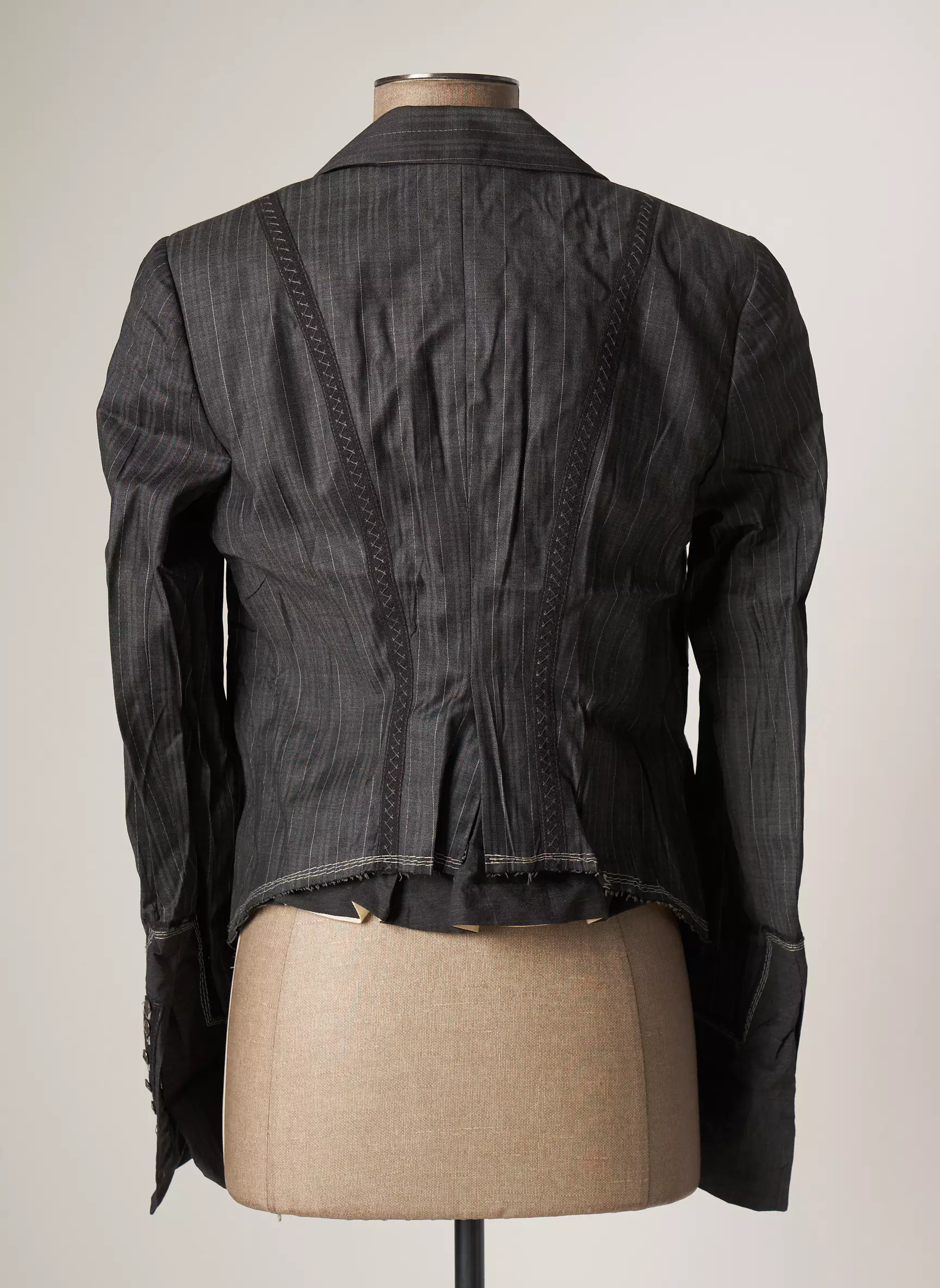 Marithe Francois Girbaud Vestecasual Femme couleur gris