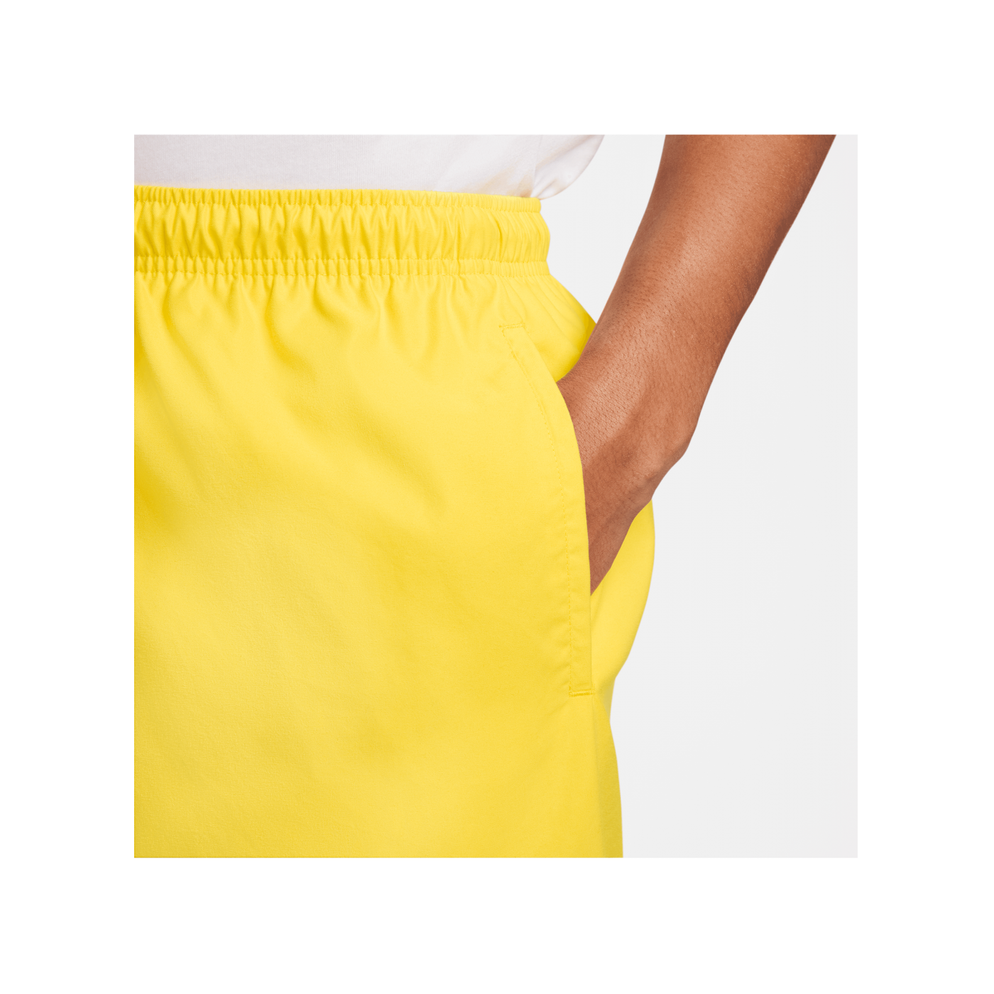 Nike Club Woven Short Gelb F718