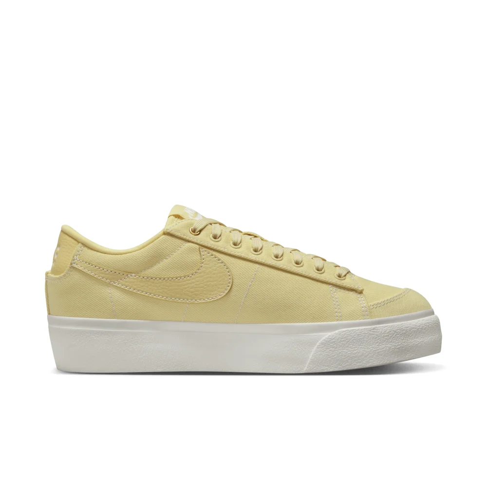 Nike Blazer Low Platform Canvas Cnvs DV7475-200 / braun