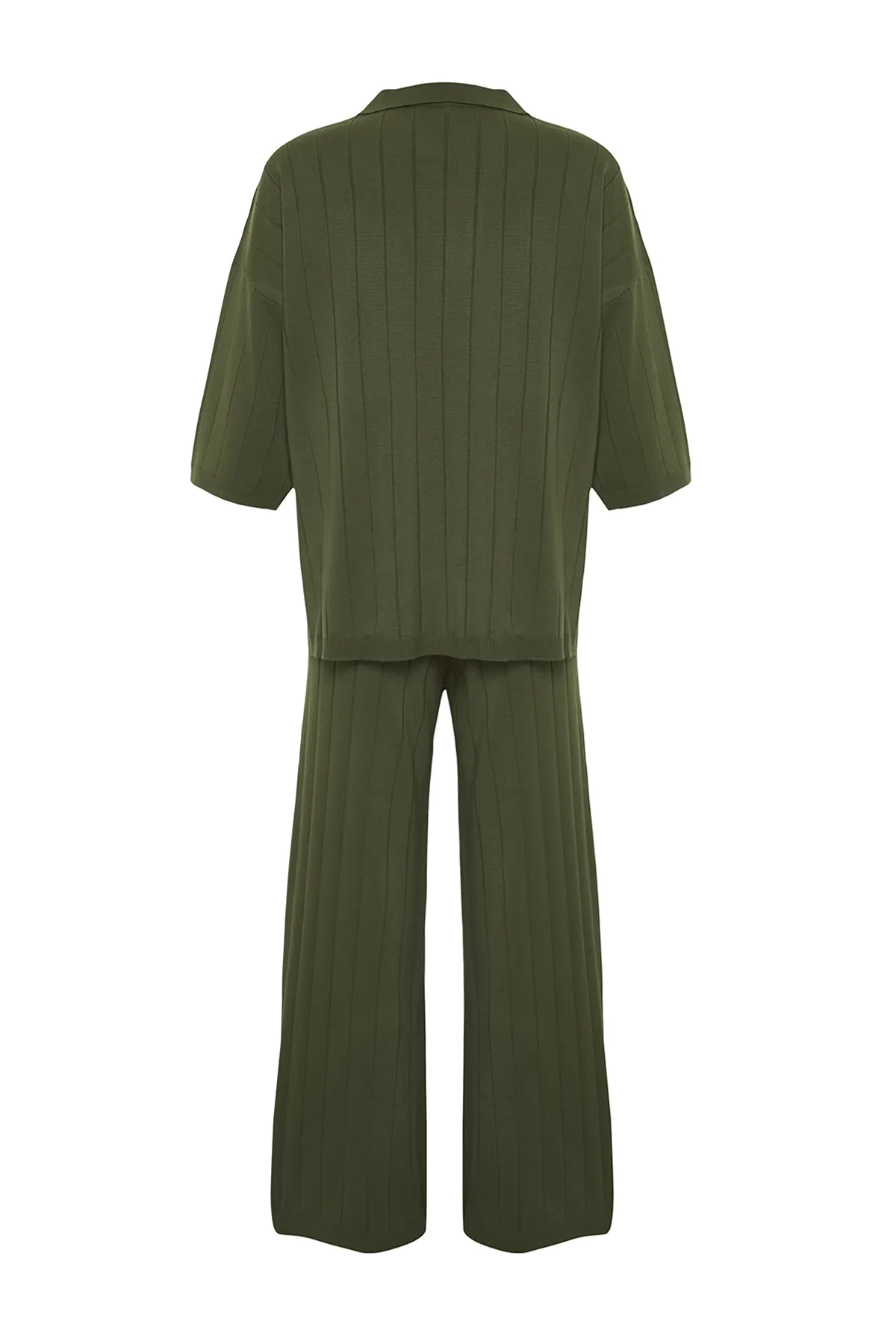 Trendyol Collection  Grünes Basic-Set aus schnurgebundenem Strickoberteil und -unterteil TWOSS23AU00029