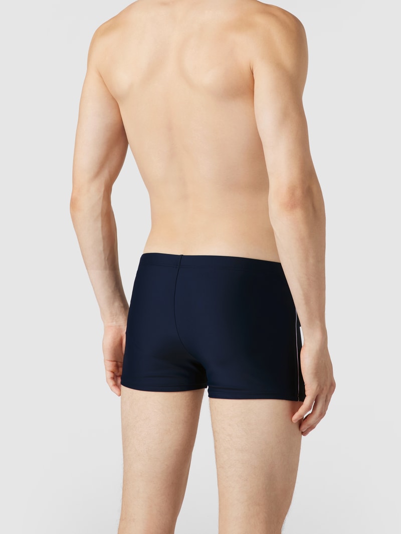 Badehose mit verschließbarer Gesäßtasche in marineblau