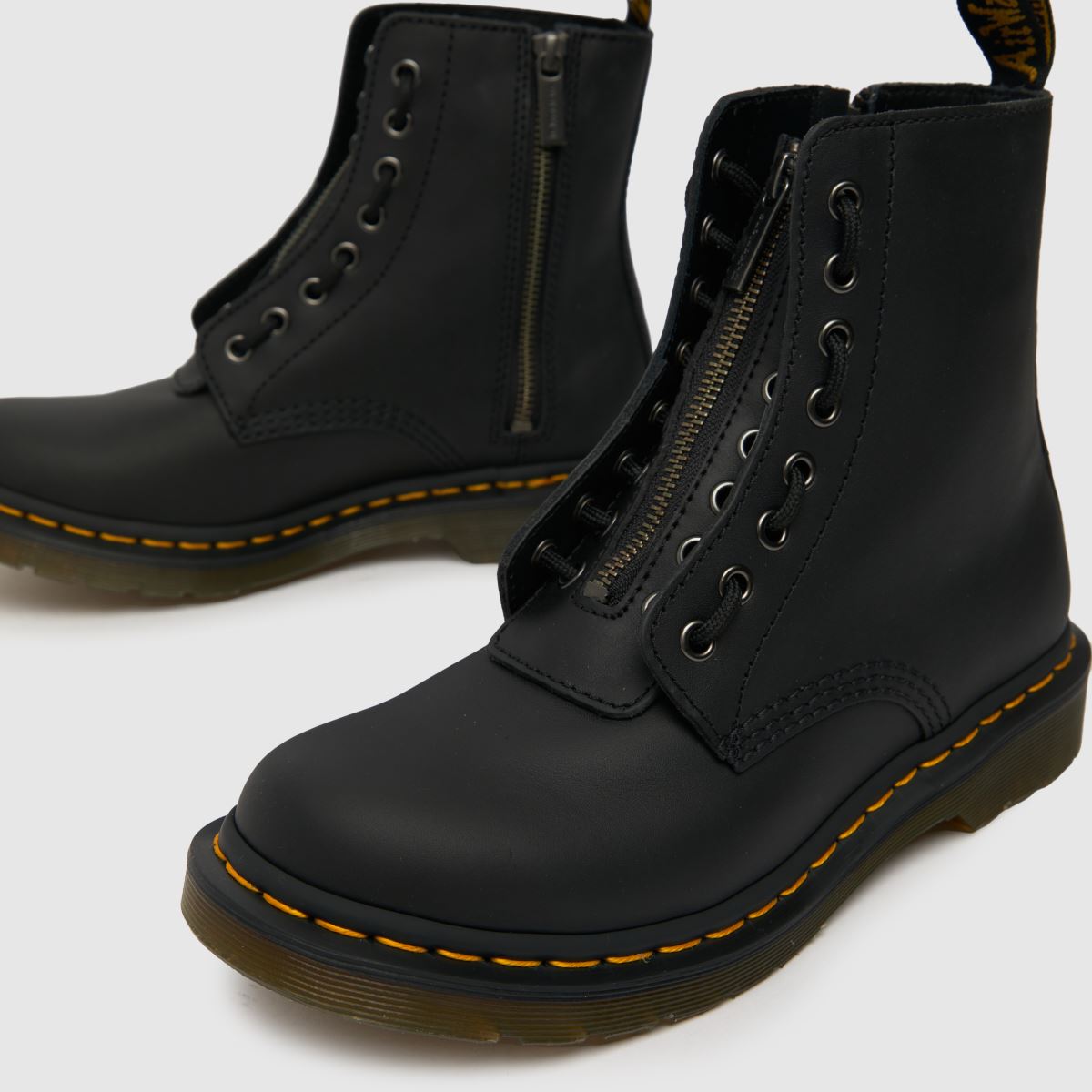Dr Martens – Pascal – Svarta stövlar med dragkedja framtill
