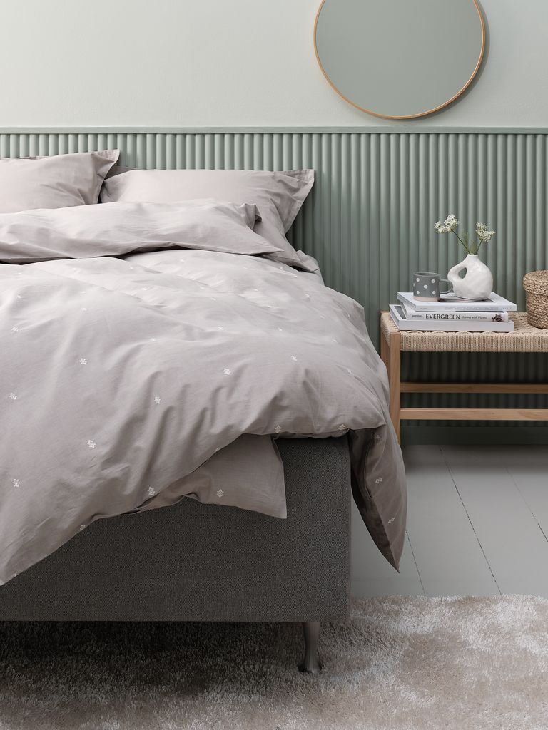 ELLIE gold bedding ELLIE 140x200 light gray with embroidery