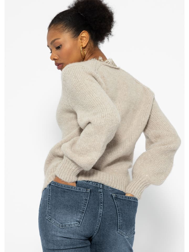 SASSYCLASSY Strickpullover mit Spitzendetail am Ausschnitt. in Beige günstig kaufen
