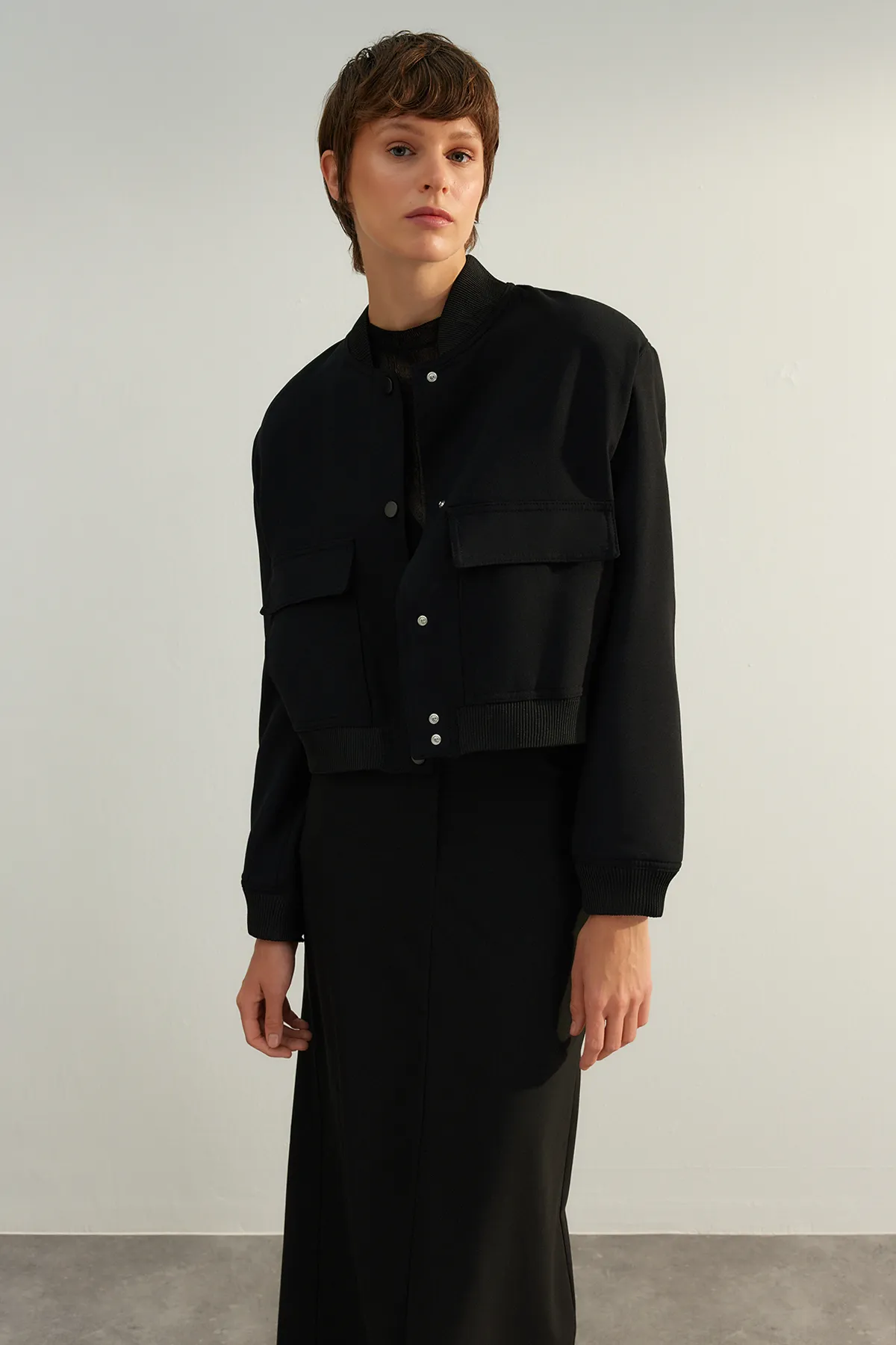 Trendyol Collection  Schwarze Premium-Bomber-Webjacke TWOAW24CE00047