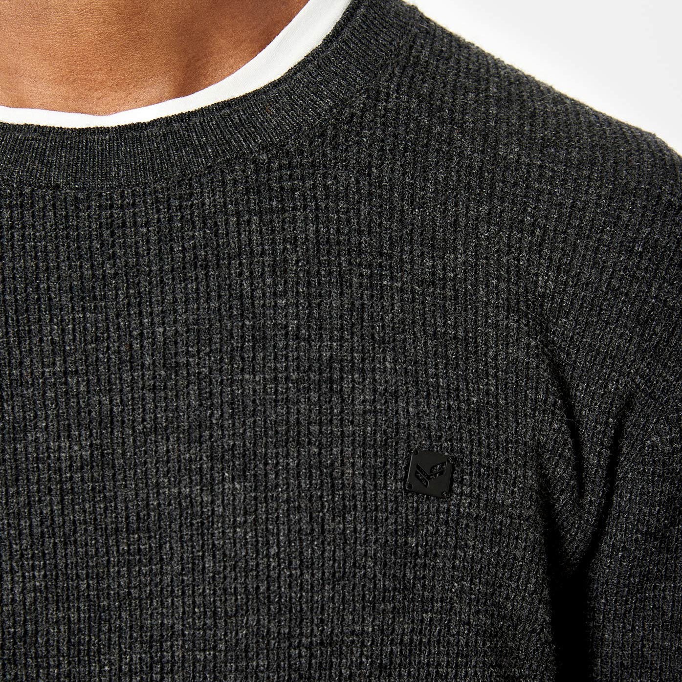 SADAK  Pull en laine gris foncé Homme