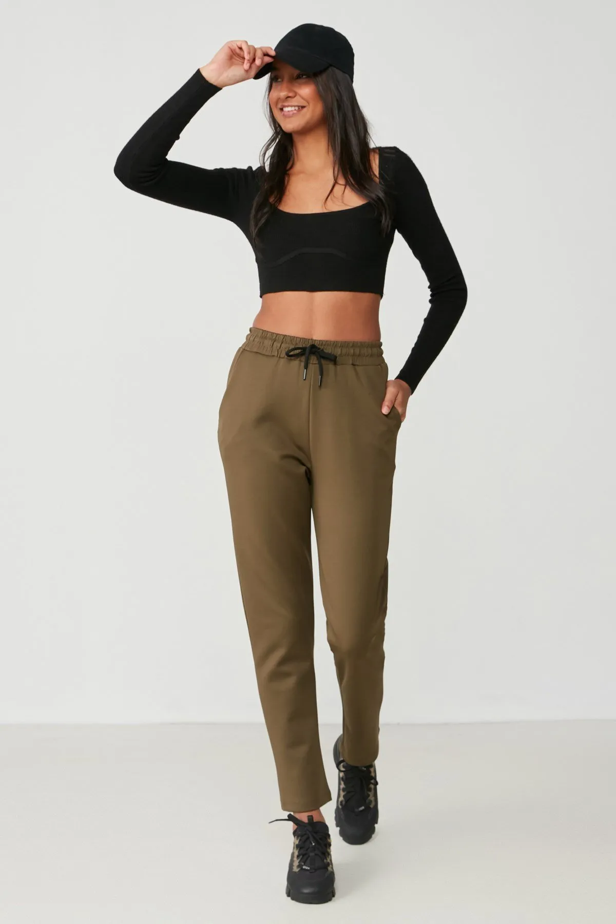 C&City  Jogginghose mit geradem Bein 801 Khaki