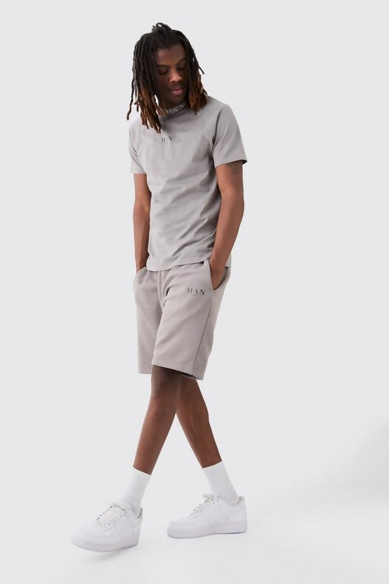 Geripptes Man Slim T-Shirt und Shorts