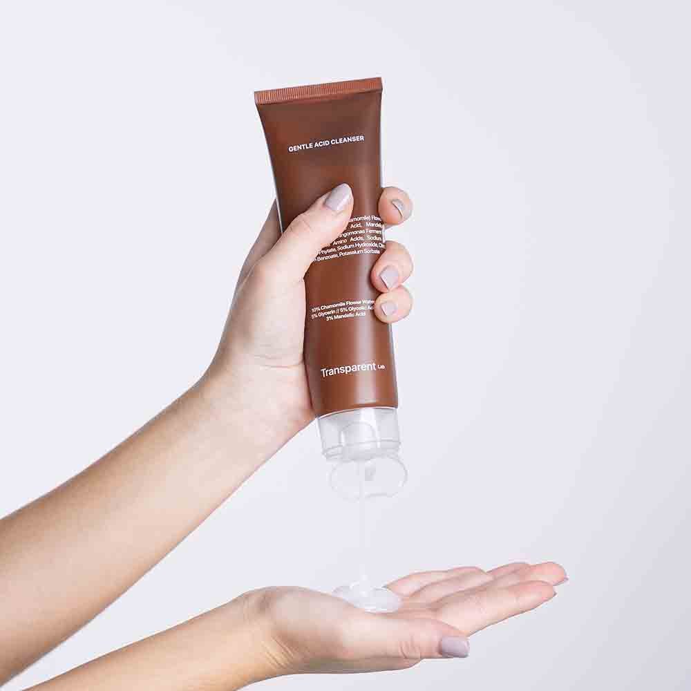 Transparent Lab Gesichtsreinigung Gentle Acid Clenaser - Gesichtsreiniger Peelingeffekt