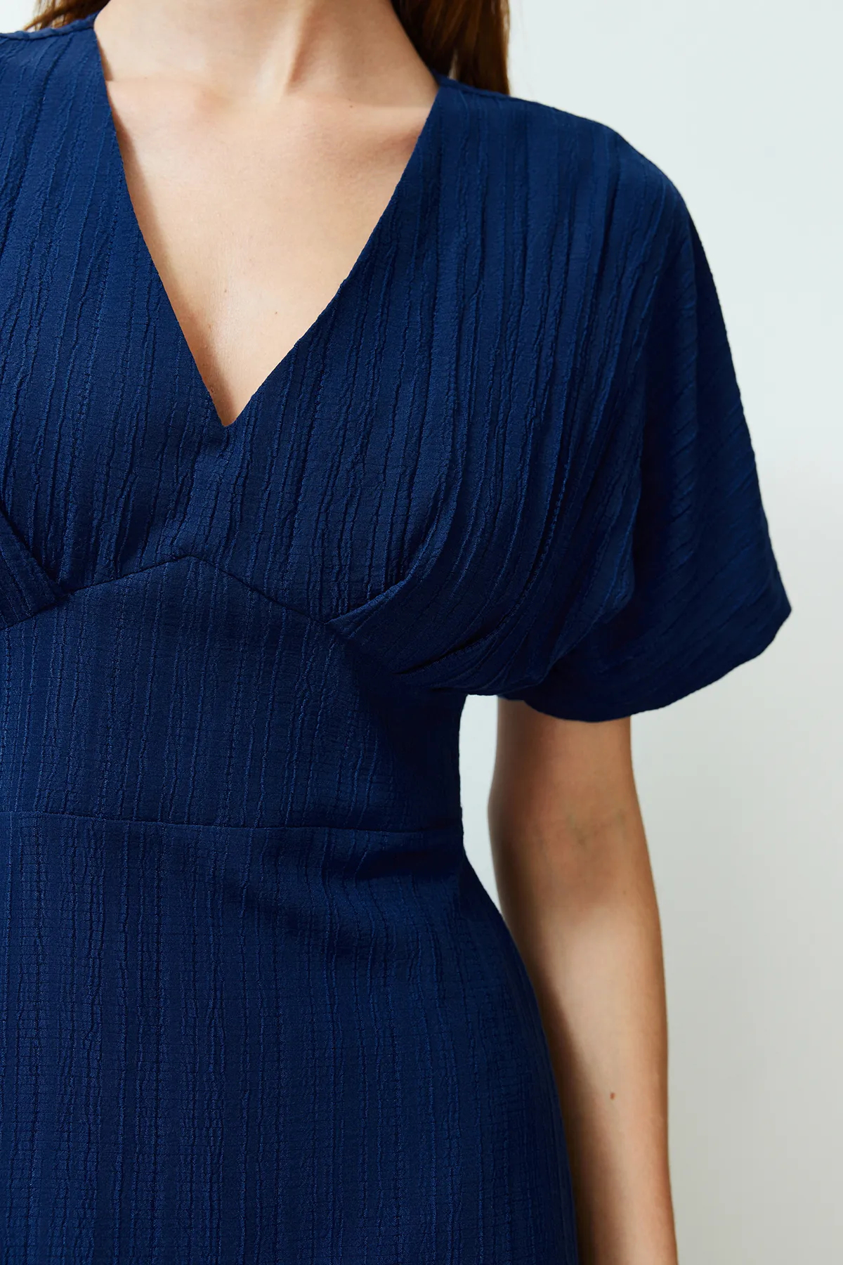 Trendyol Collection  Marineblaues gewebtes Maxikleid TWOSS24EL00620
