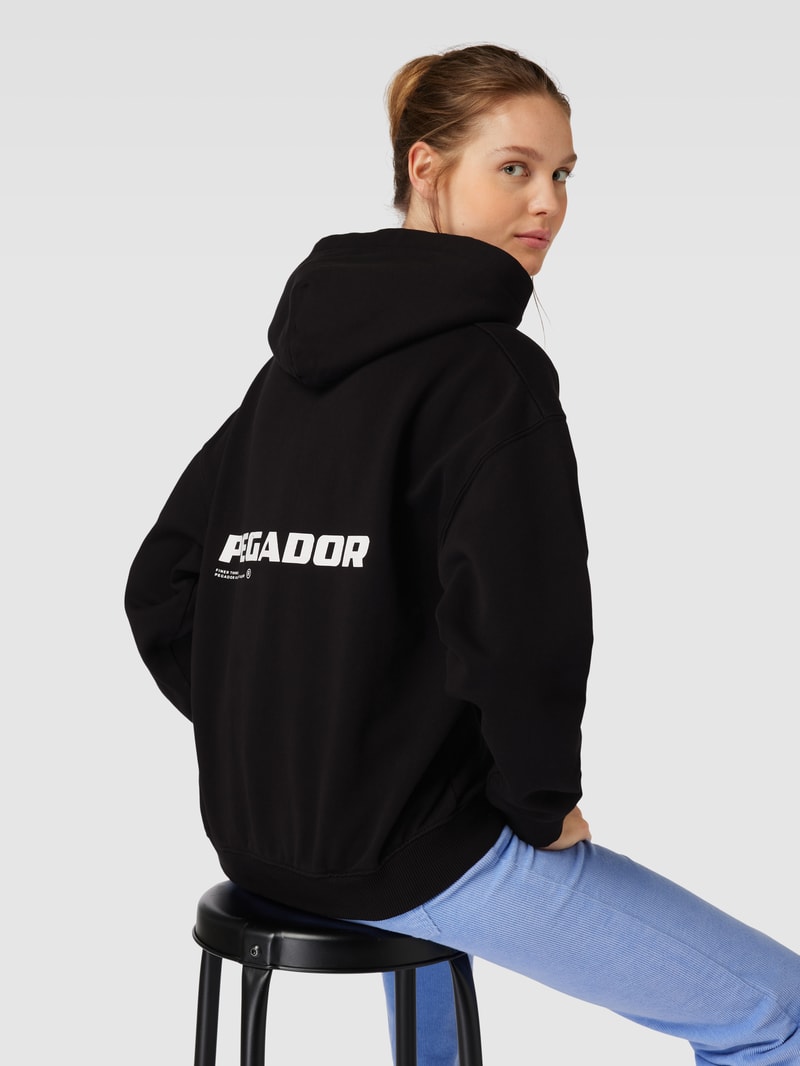 Oversized Hoodie mit Label-Print Modell 'CULLA' in schwarz