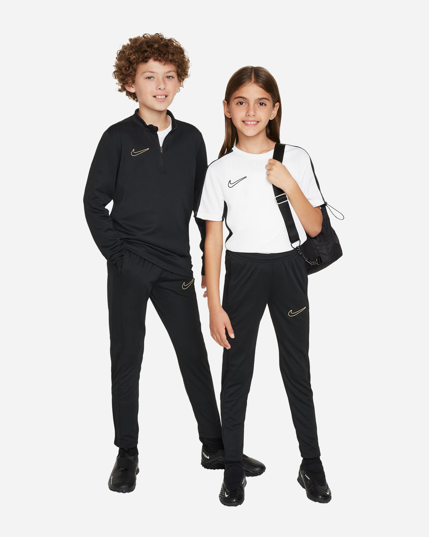 Futbalové šortky Nike Academy 23 Dri Fit Jr DX5490-017