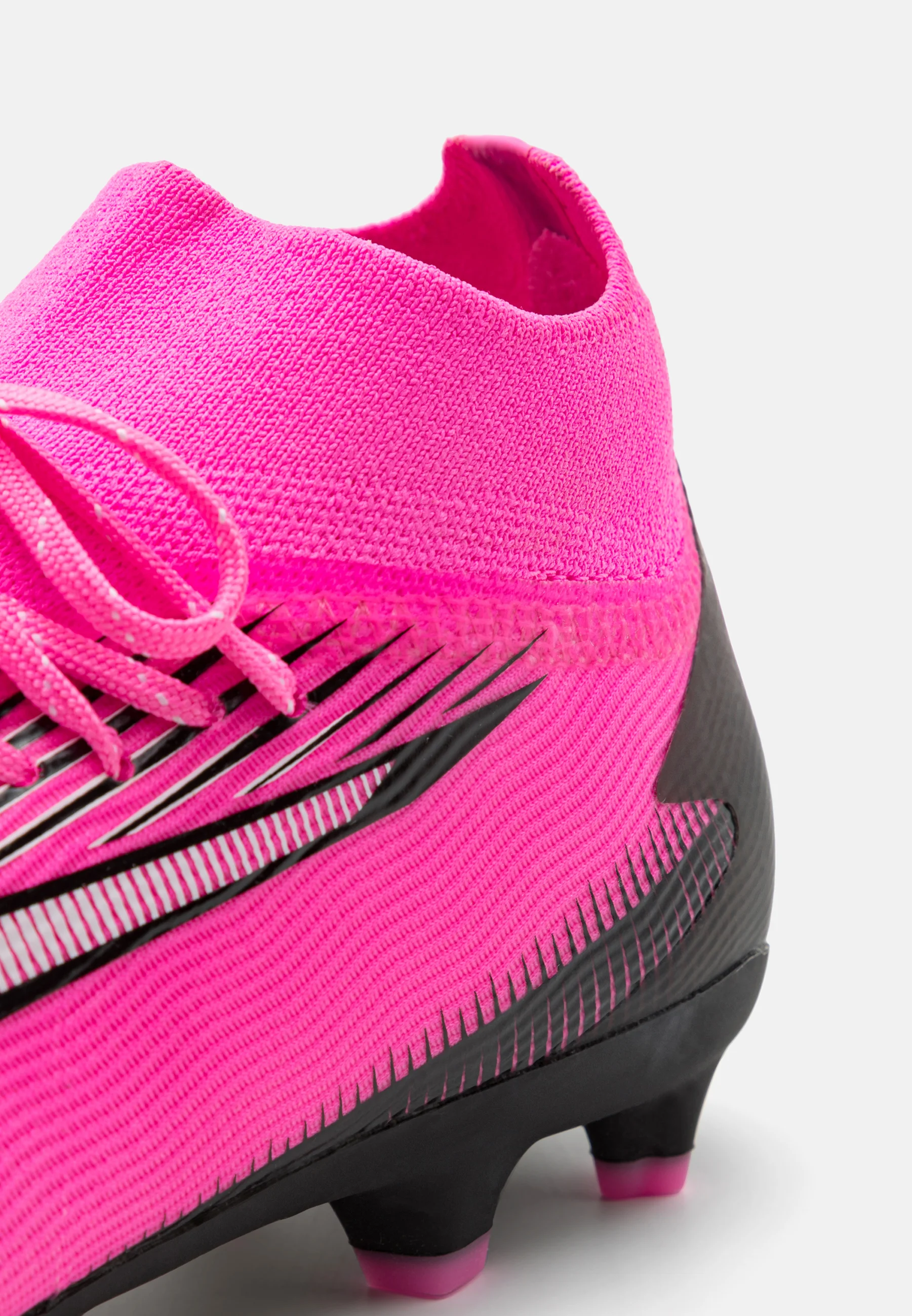 Puma ULTRA PRO FG/AG JR UNISEX - Botas de fútbol con tacos