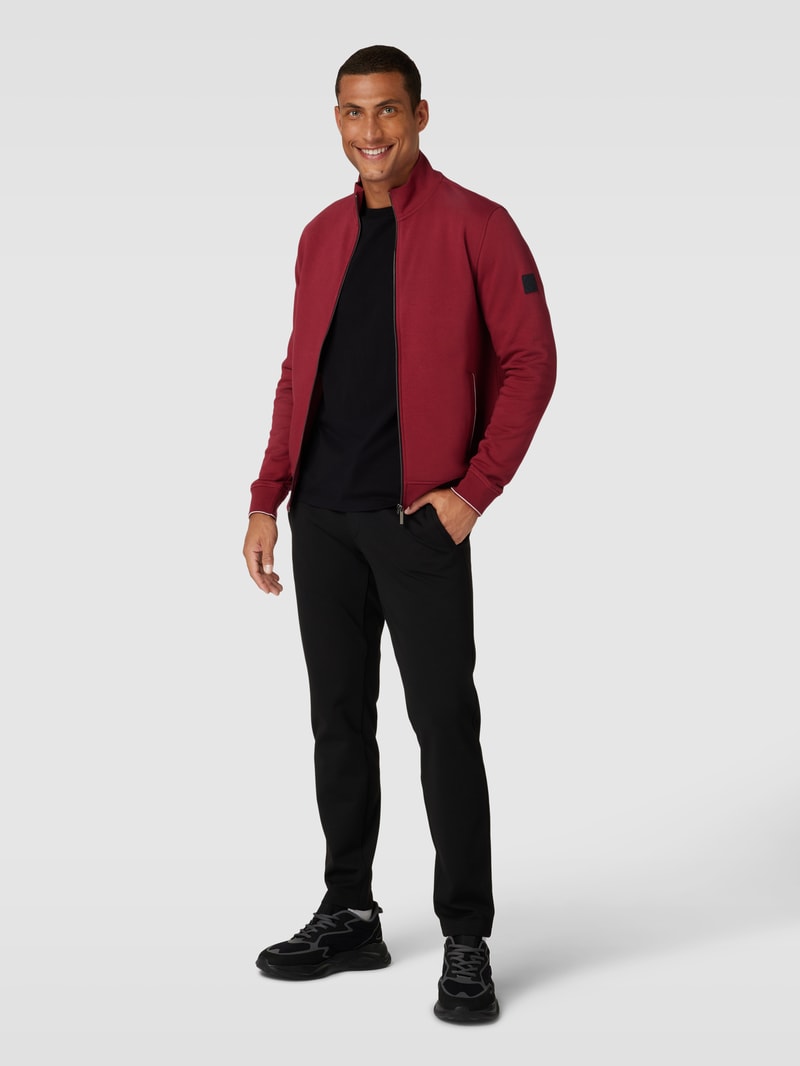 Sweatjacke mit Stehkragen in bordeaux rot