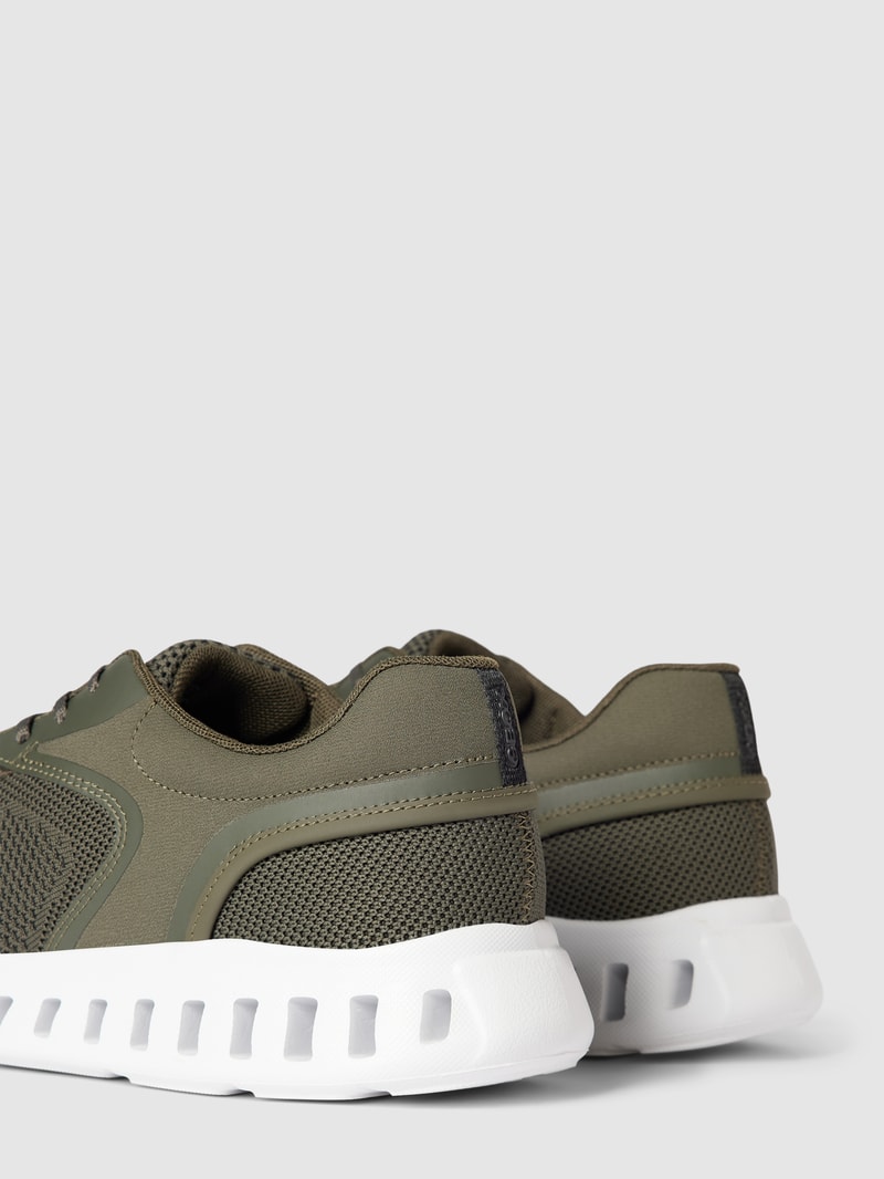 Sneaker mit Mesh-Besatz Modell 'OUTSTREAM' in khaki