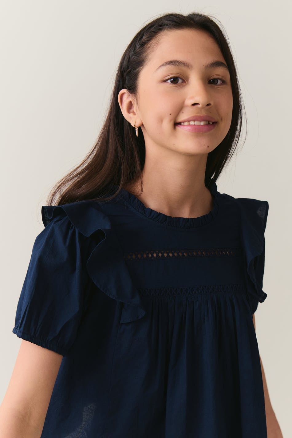 Y puffsleeve lace top