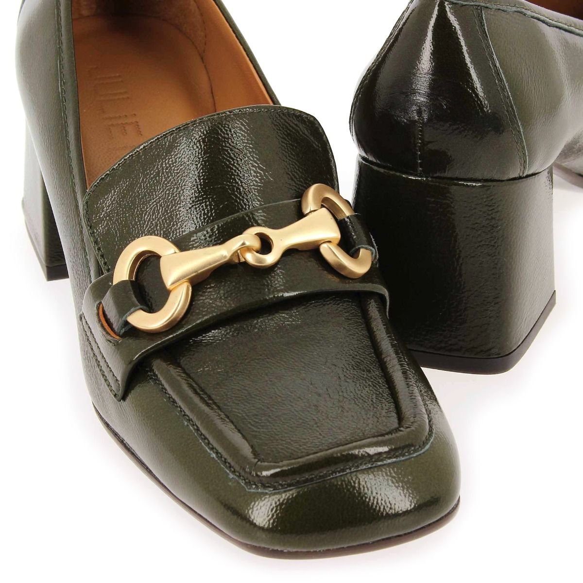 Julie Dee  GD 070 - vert