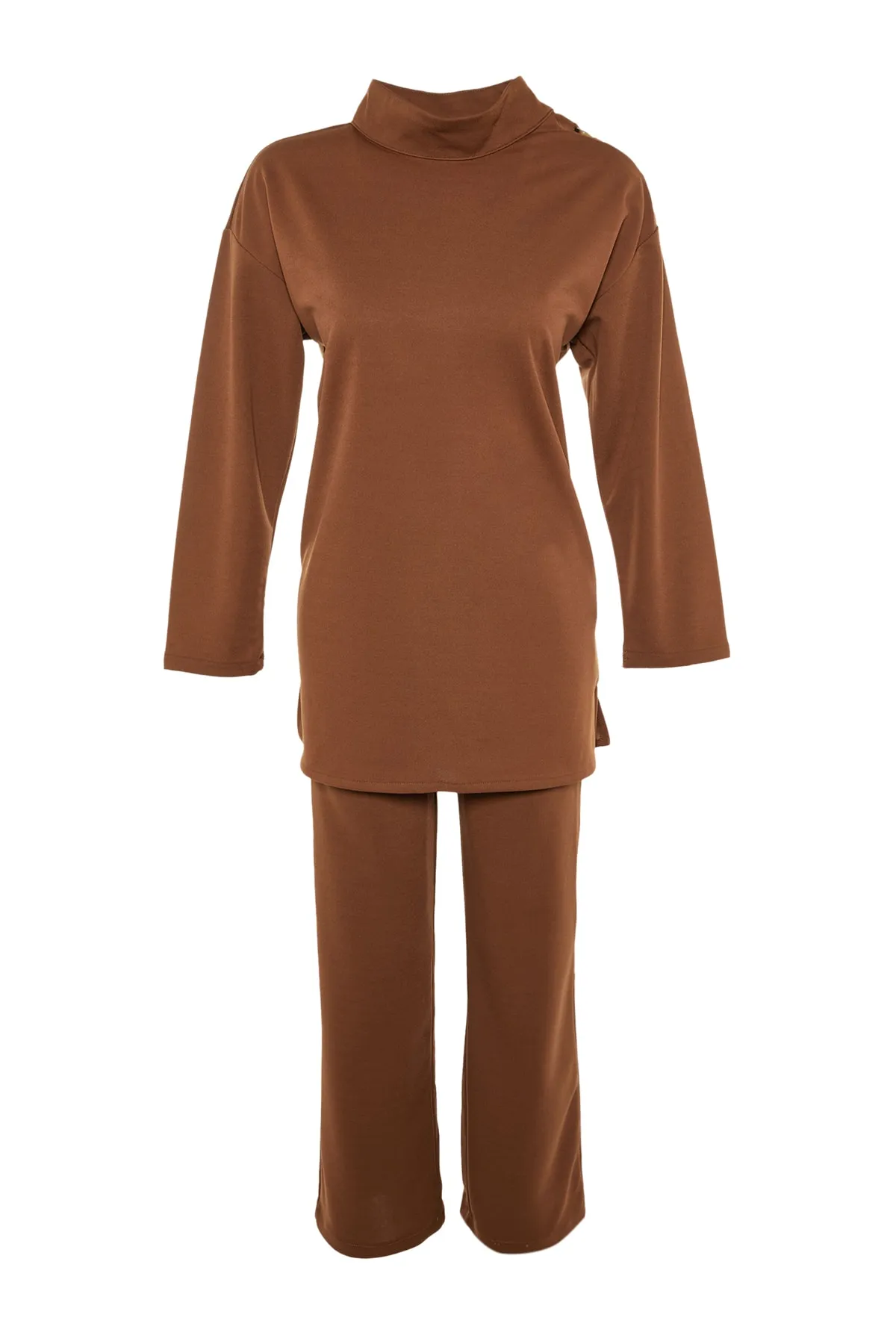 Trendyol Modest  Braunes Scuba-Tunika-Hosen-Strickset mit Knopfleiste an den Schultern TCTAW23US00162