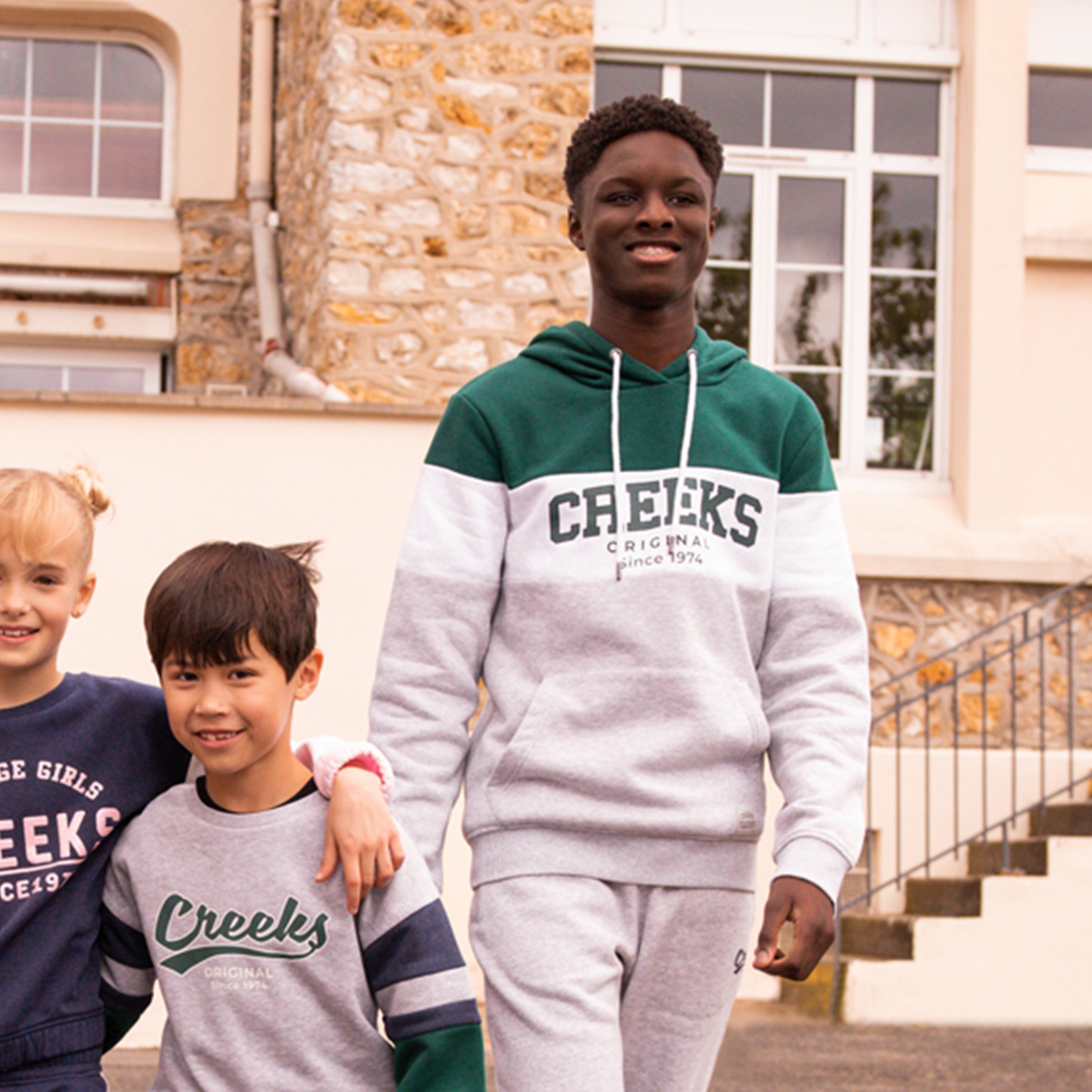 Sweat droit à capuche hoodie Creeks vert foncé homme | La Halle