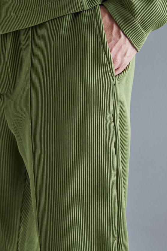 Schmale Hose mit elastischem Bund