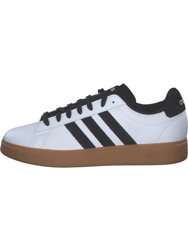 adidas Klassische- & Business Schuhe in FTWWHT/CBLACK/GUM10 günstig kaufen