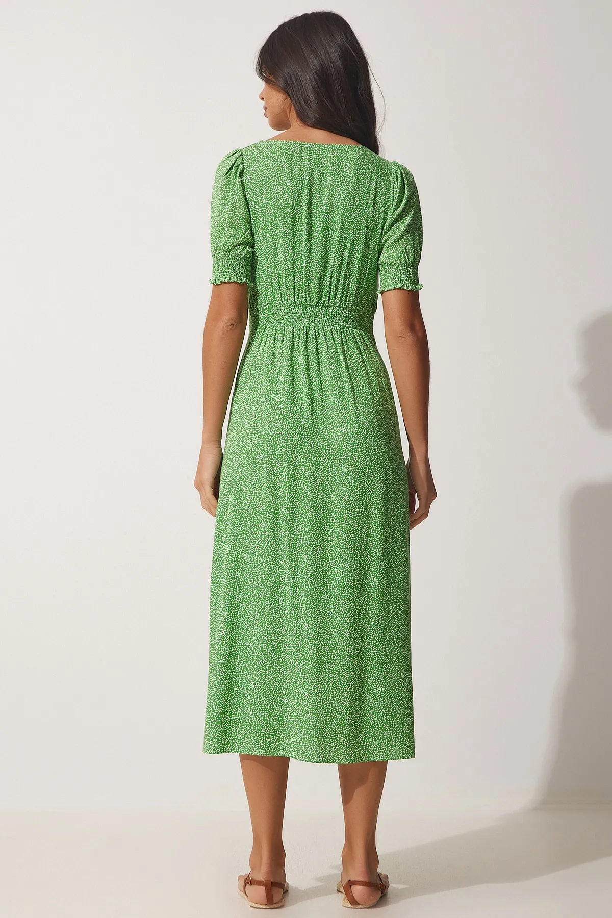 Happiness İstanbul  Damen-Sommerkleid aus Viskose mit gerafftem herzförmigem Kragen in Grün CI00084
