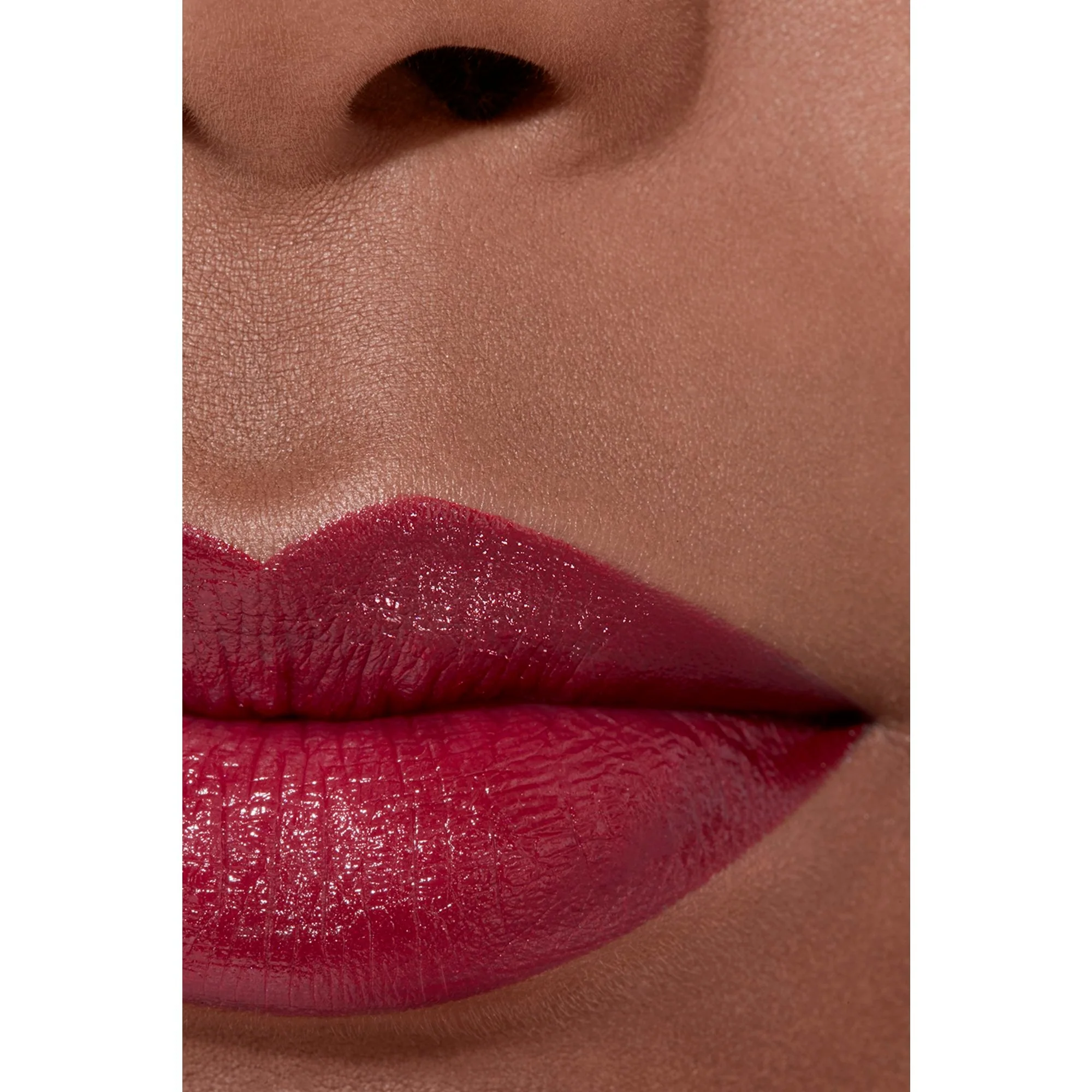 ROUGE ALLURE - EL LABIAL INTENSO
