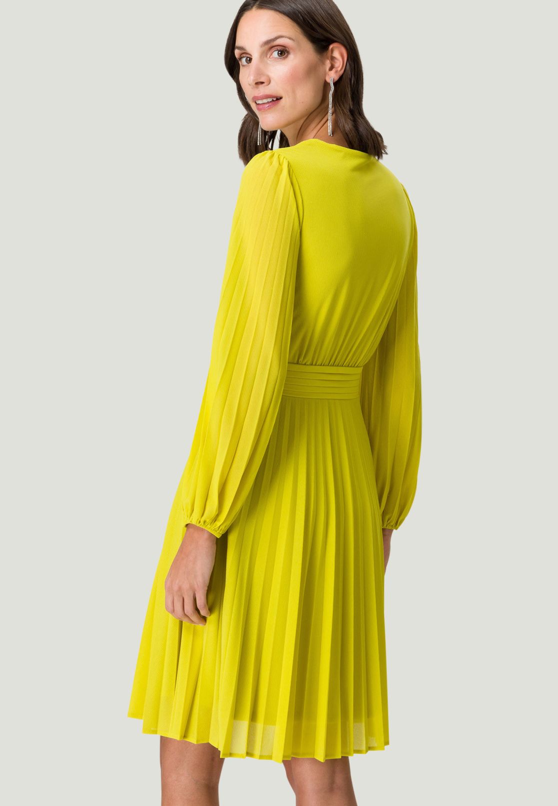 Meshkleid mit Wickeloptik