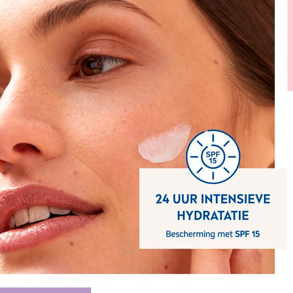 NIVEA nyugtató nappali krém SPF15-tel 50ml - Érzékeny bőrre