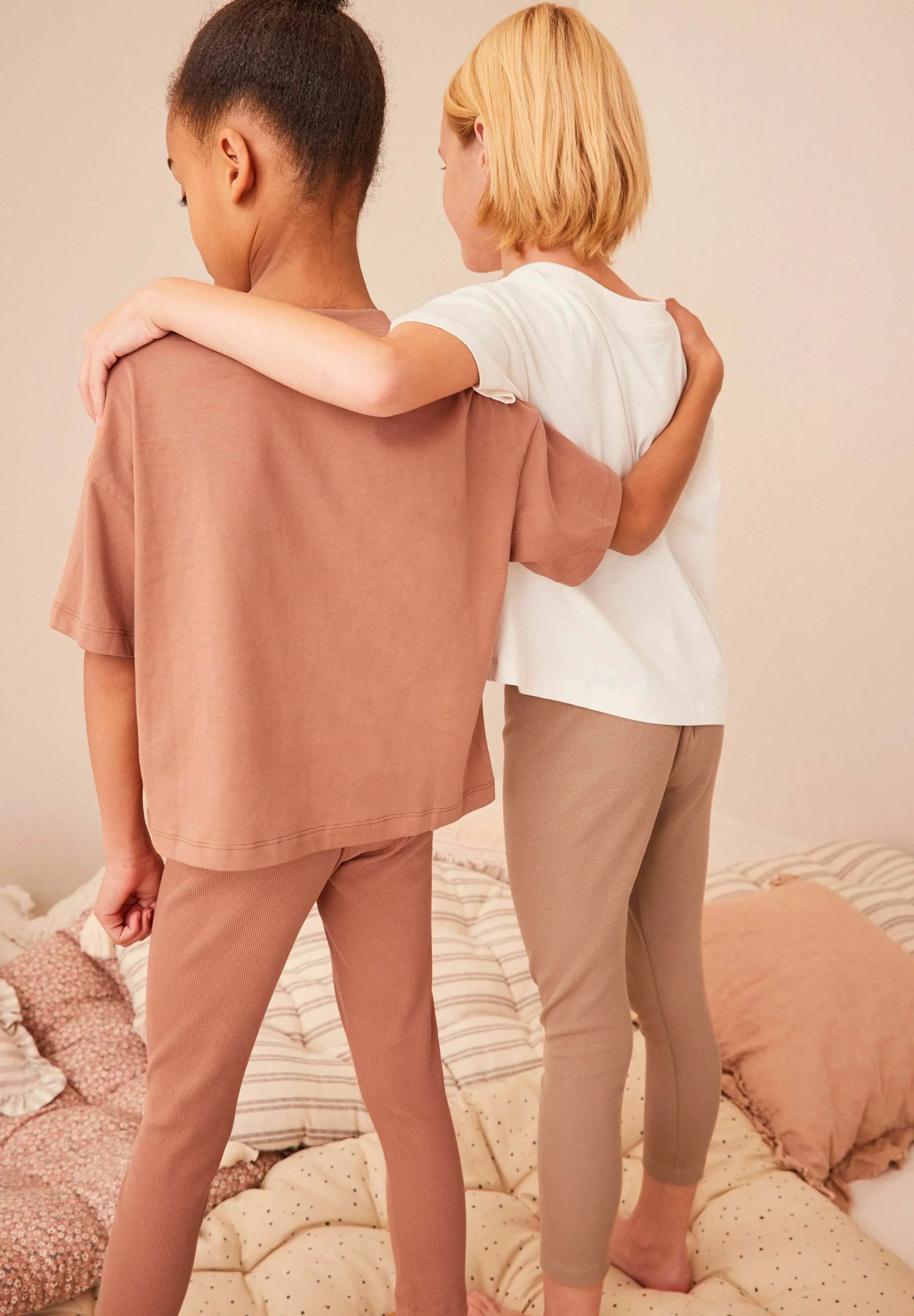 Siguiente PACK DE 2 - Pijamas