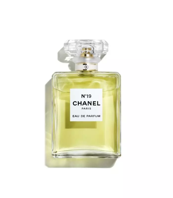 N°19  Eau de Parfum Vaporisateur