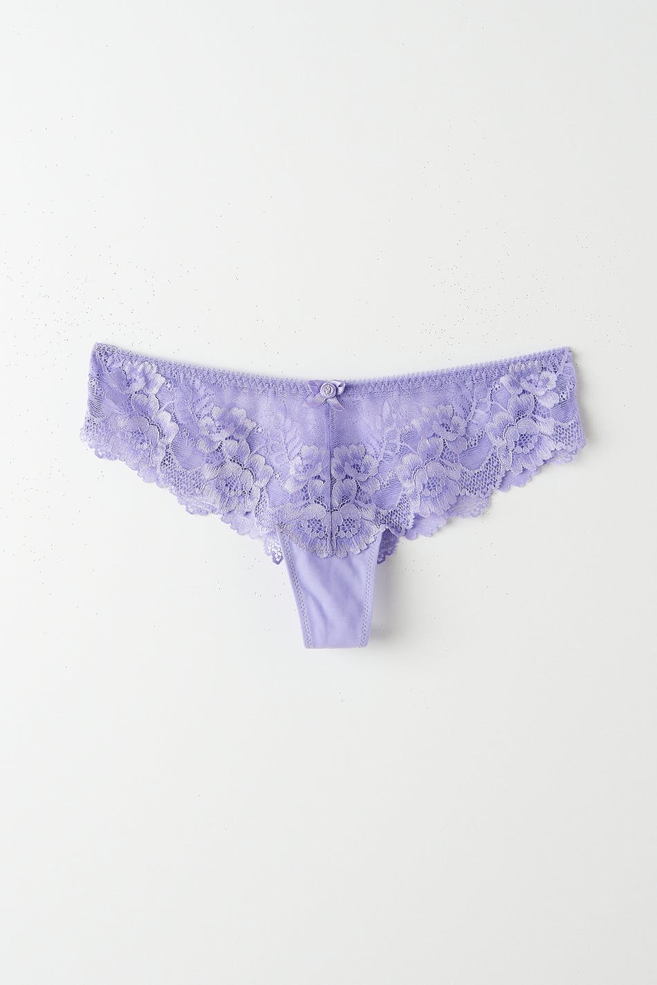Lace string