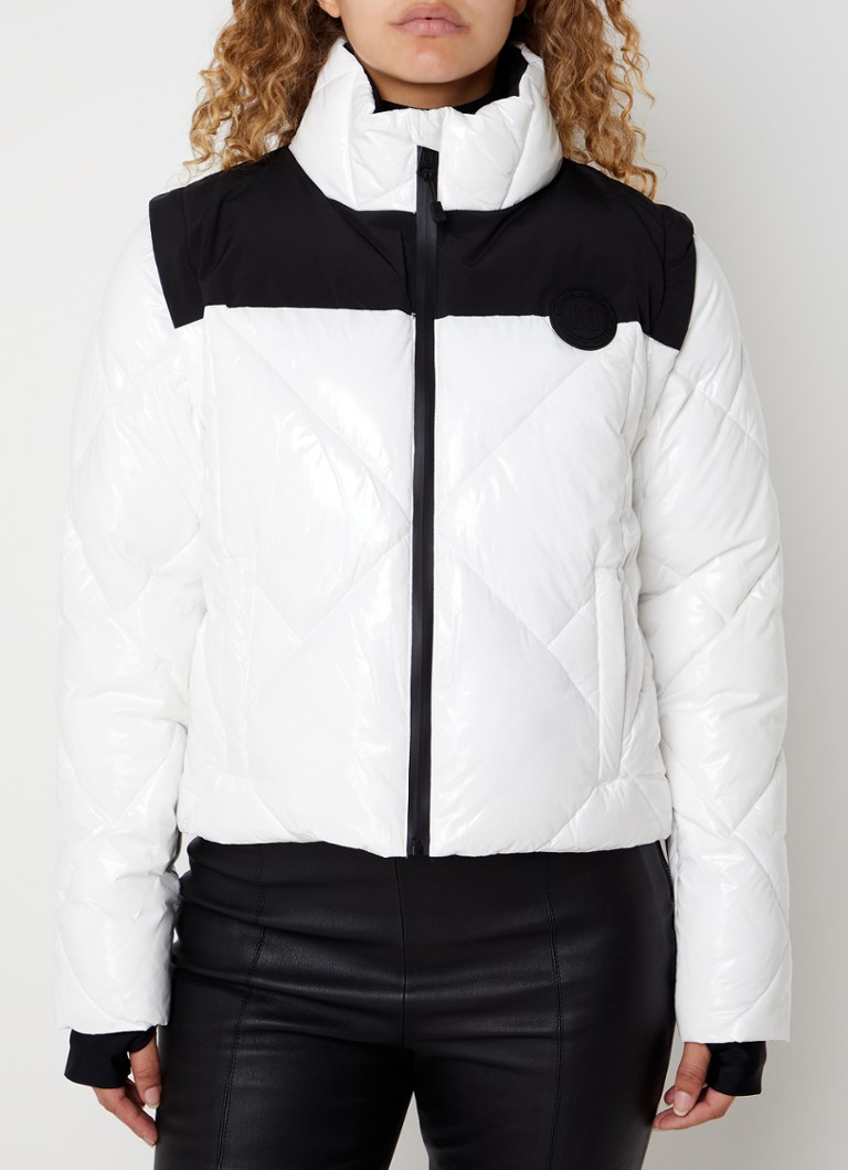 NIKKIE Uri Steppjacke mit Reißverschlusstaschen und glänzendem Finish