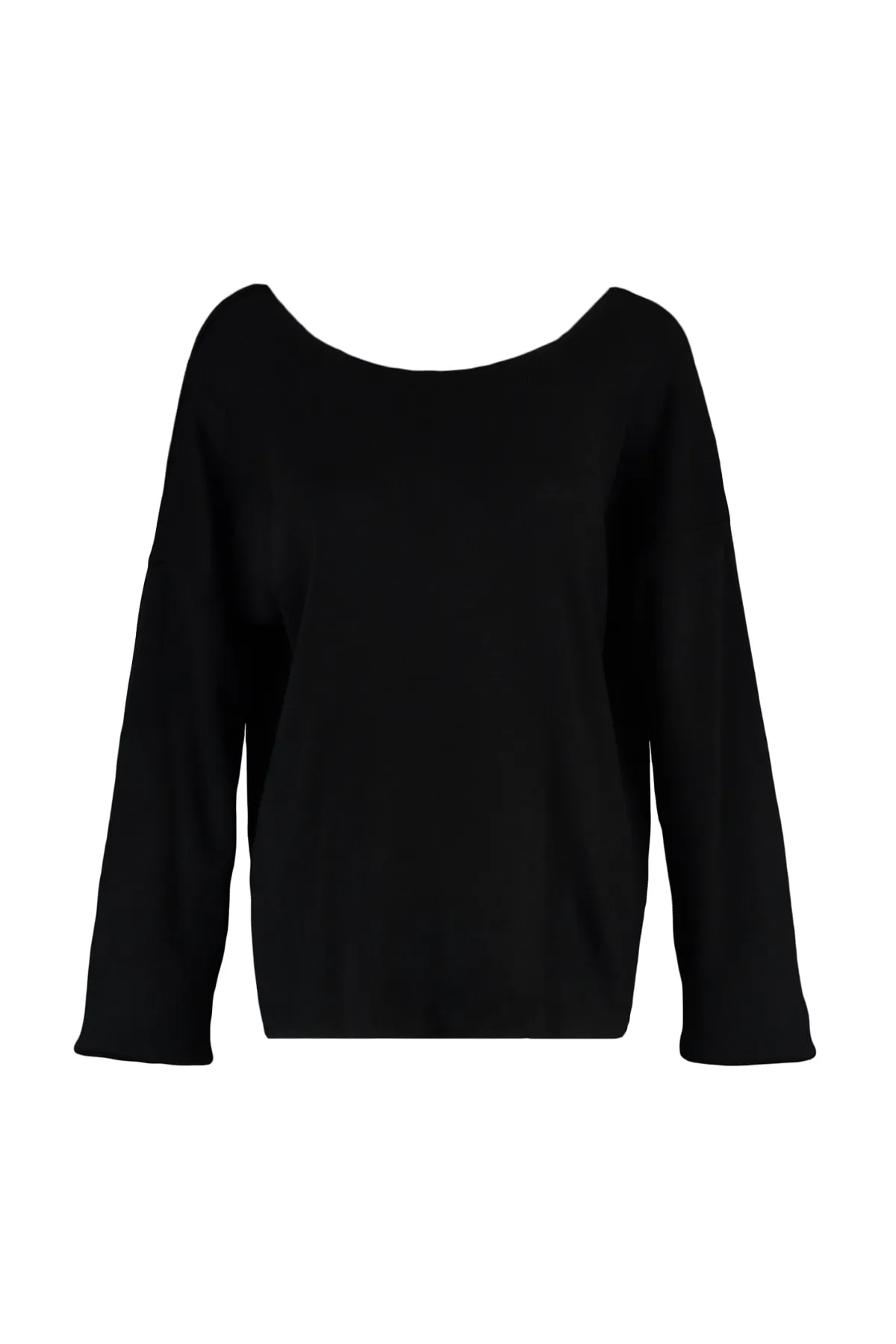 Trendyol Curve  Schwarzer Strickpullover mit Kreuzbanddetail auf der Rückseite