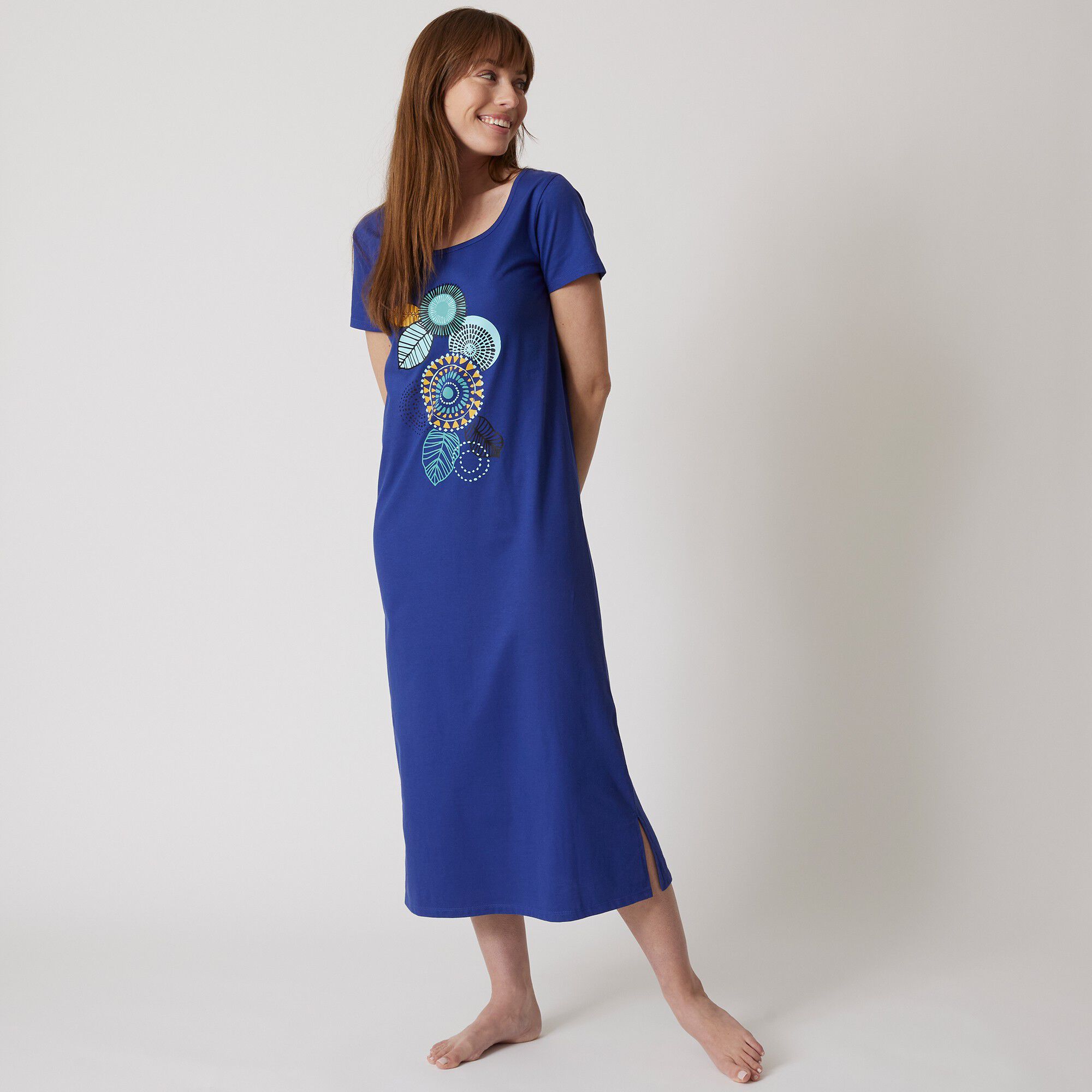 Chemise de nuit longue manches courtes motif «rosaces »